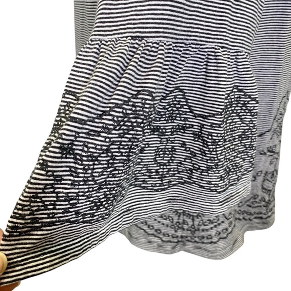 FEVER Women plus size 3X black white stripe embroidered 3/4 flare sleeve pullon - Picture 6 of 9